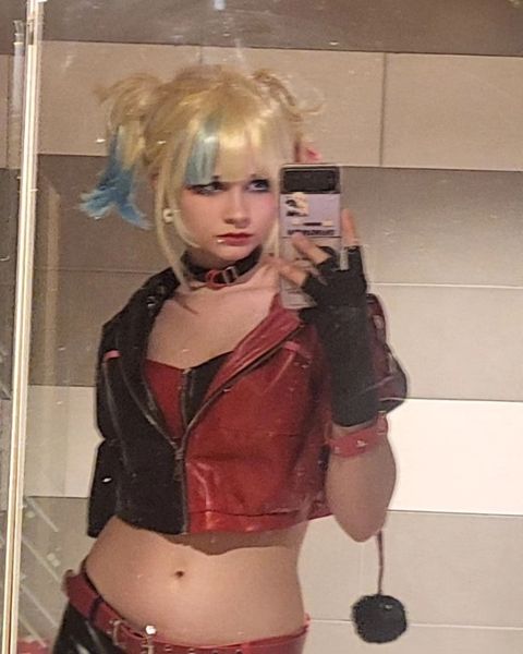 Mae__cosplay - Harley Quinn Isekai