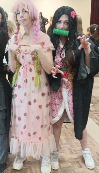 Björn_ - Mitsuri and nezuko