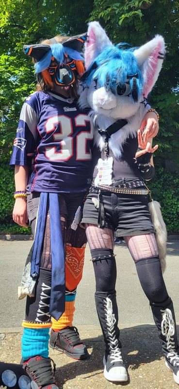 Aoi.cosplayz – Fursuit