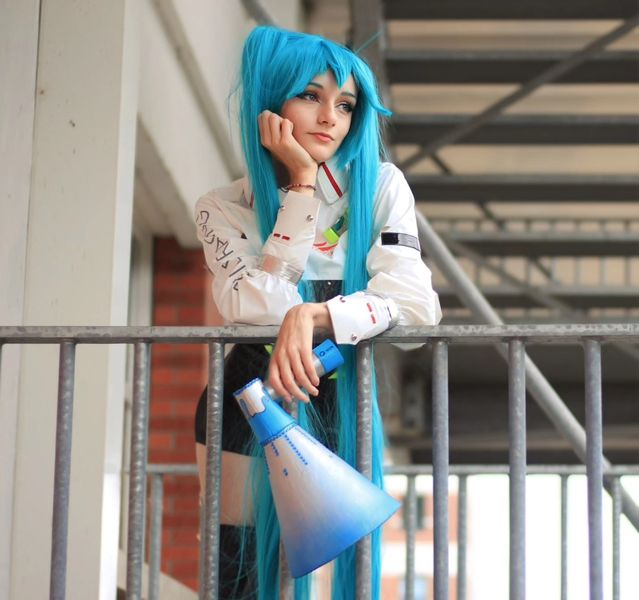 Calystic - Miku!