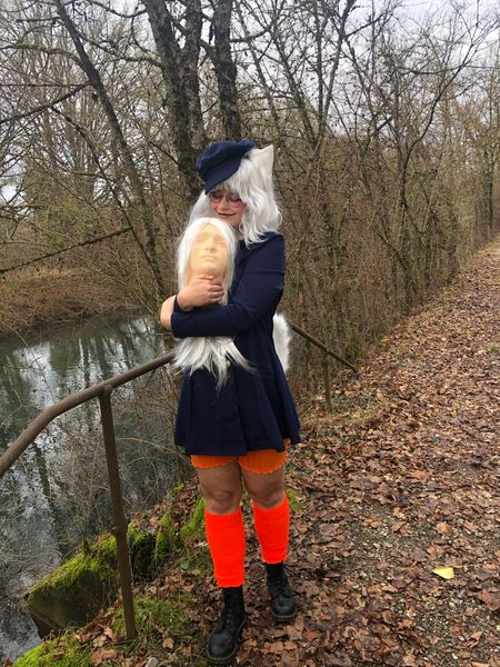 Mv🦕 - Pitou dans les bois