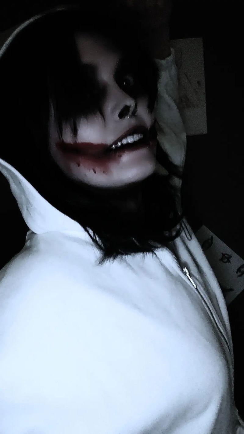 Kimi._cos – Jeff the killer