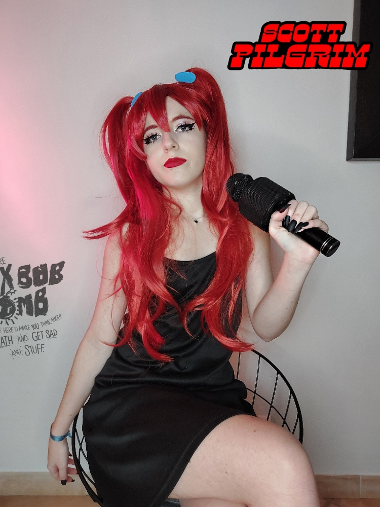 Envy Adams  - Photo 3