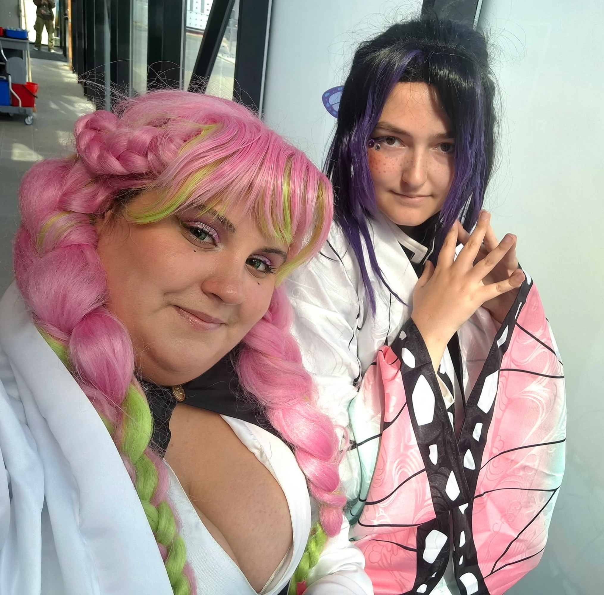 Shinobu et Mitsuri - Photo 4