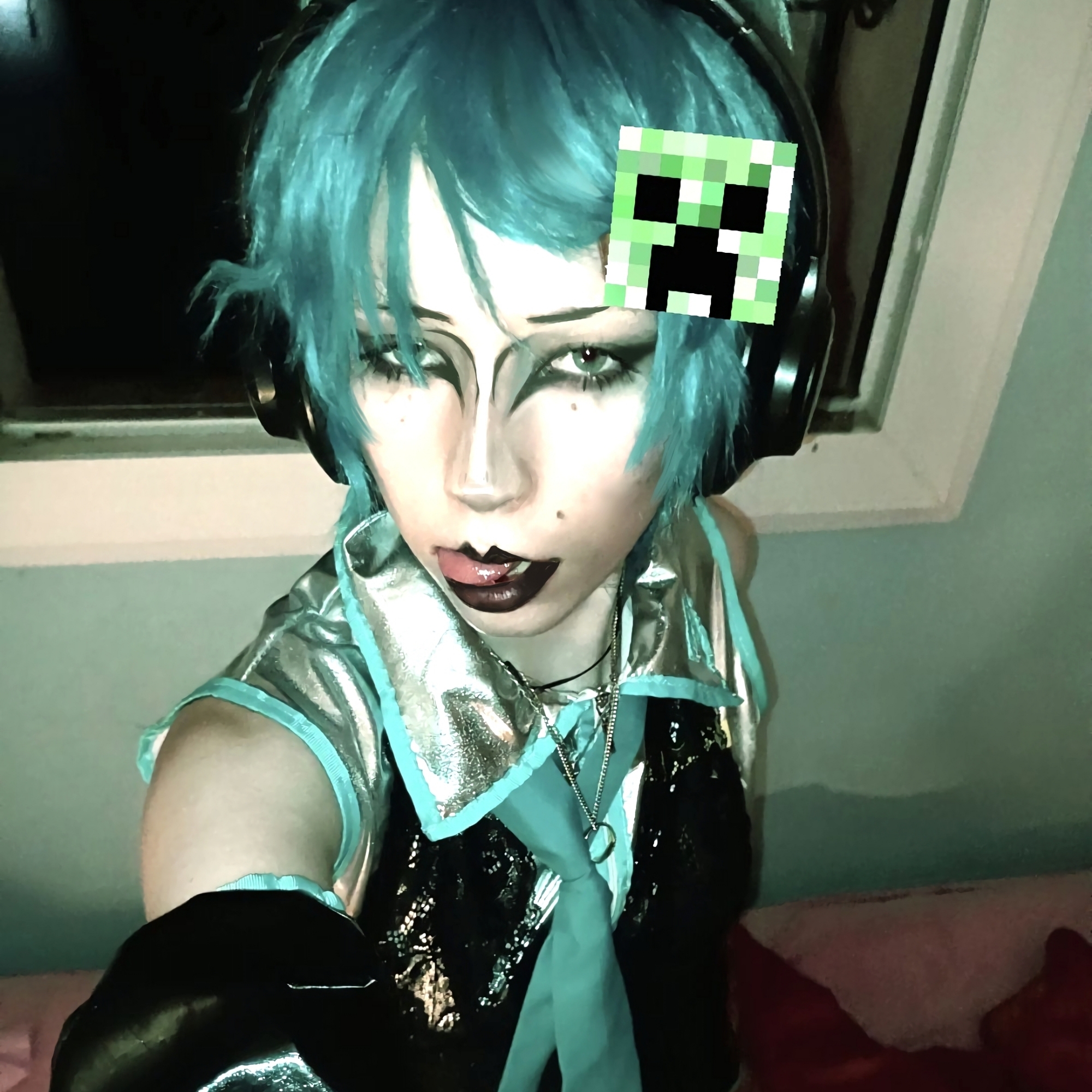 Miku goth