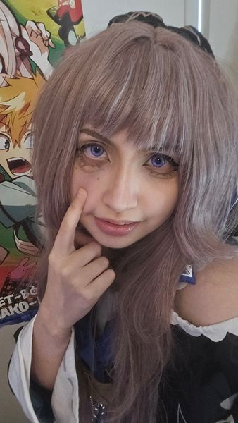 Astral puppet - Herta selfie