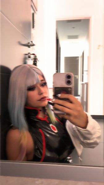 Cam_rx, Lucy