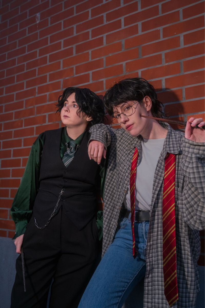 Neon_ – Regulus black 