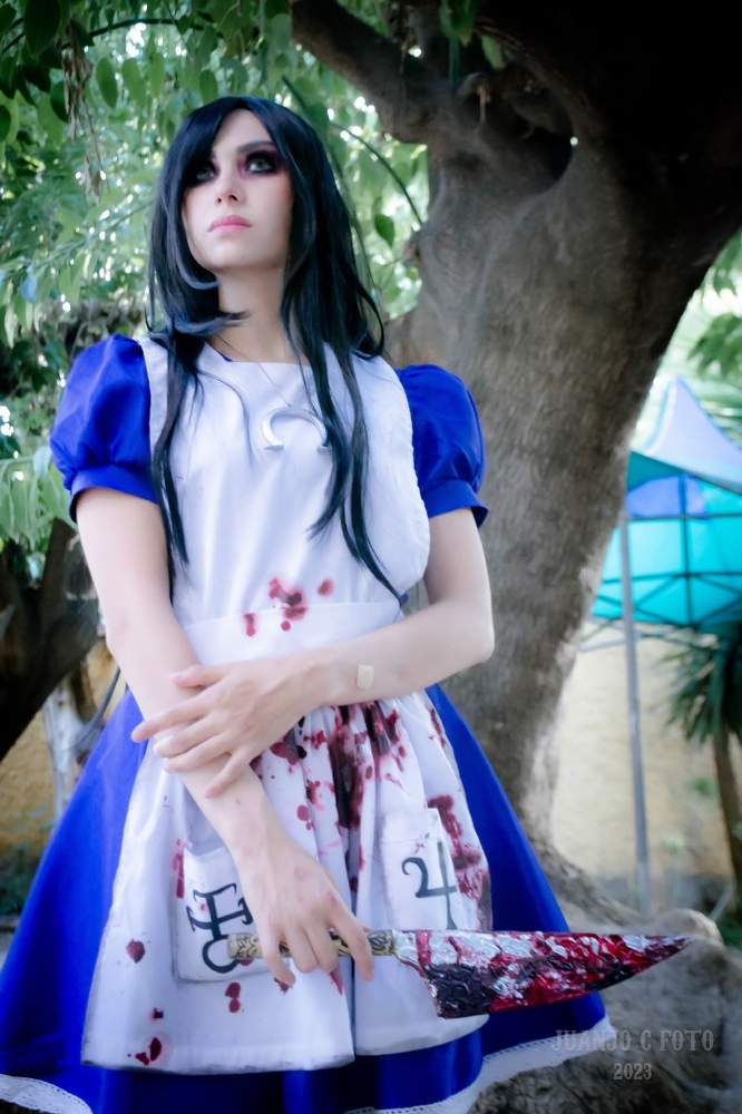 Alice Liddell (AMR)  - Photo 3