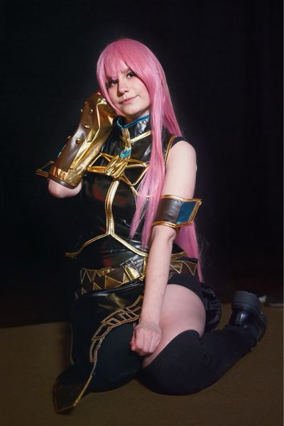 Vevev - Luka Megurine V2