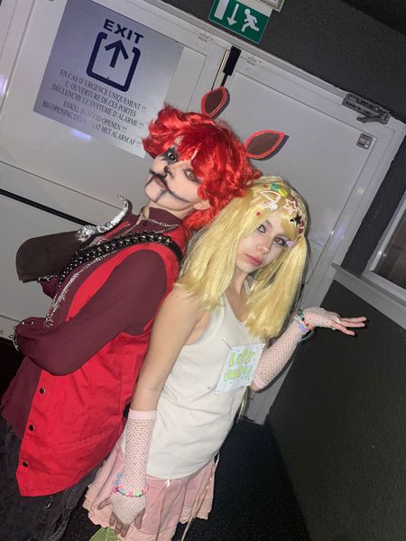 ._fischl_. - Chica & Foxy