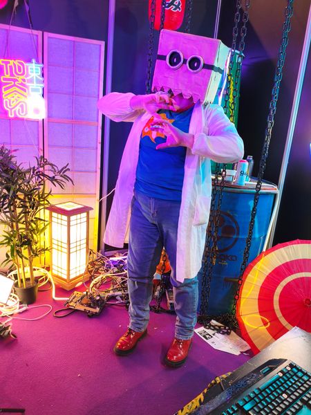 _fluffy_kiddo_ - Dr flug at mia