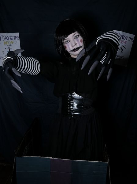 Swaliva - Puppet 
