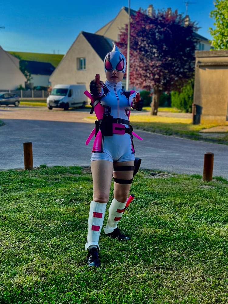 Gwenpool — photo 19