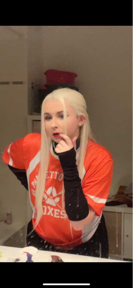 Allison Reynolds  - Photo 6