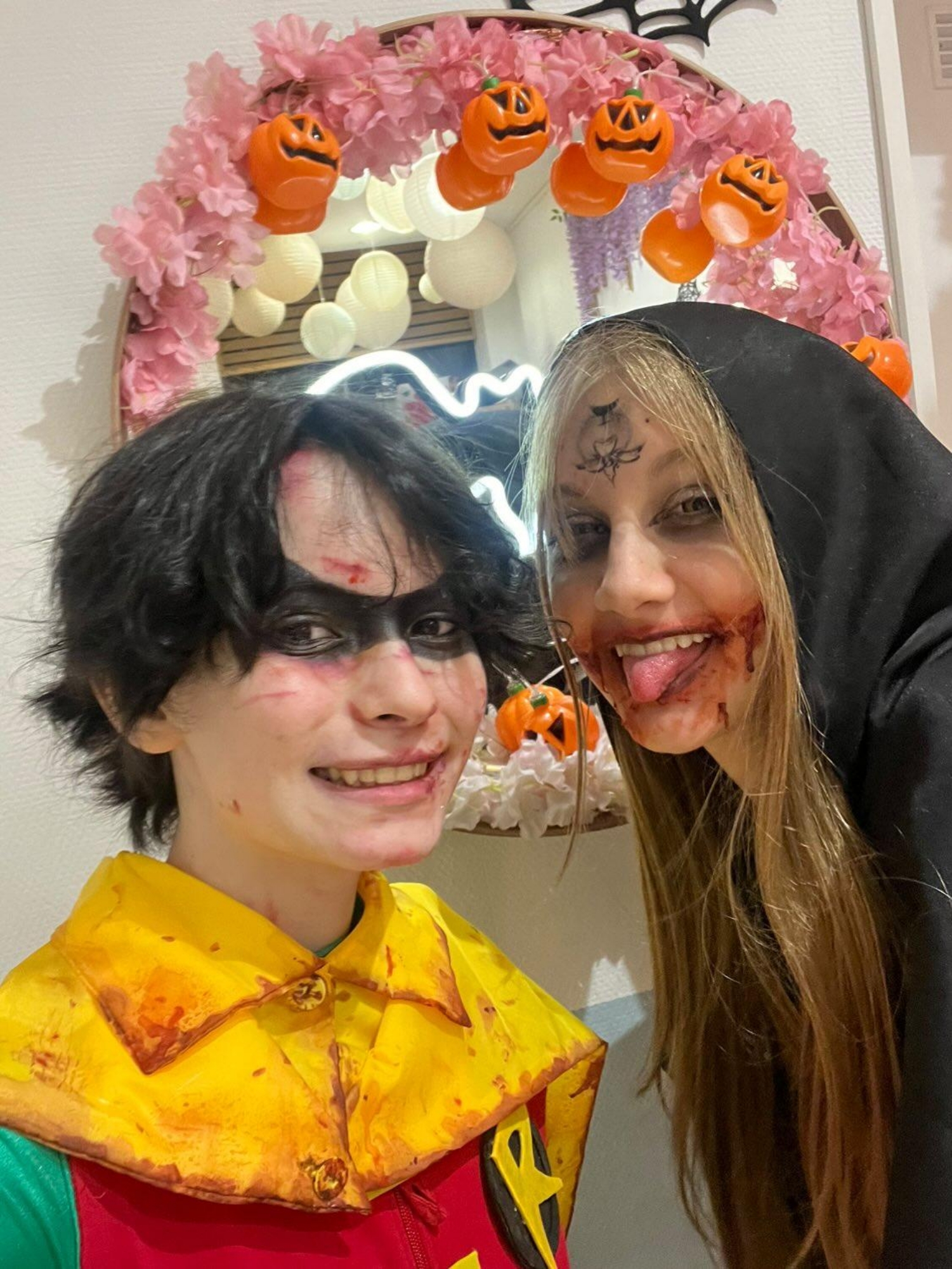 Bela Dimitrescu - Photo 22