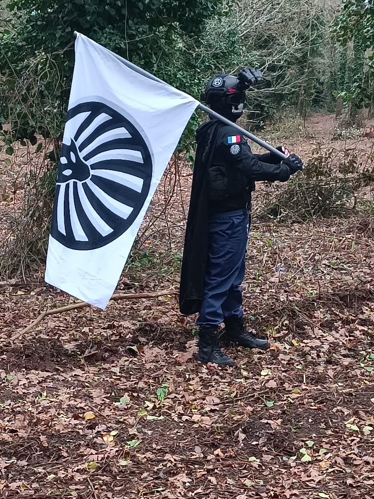 Epsilon-11 N°3 - Photo 8