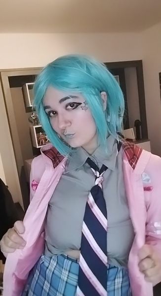 Mei_🫶 - Miku