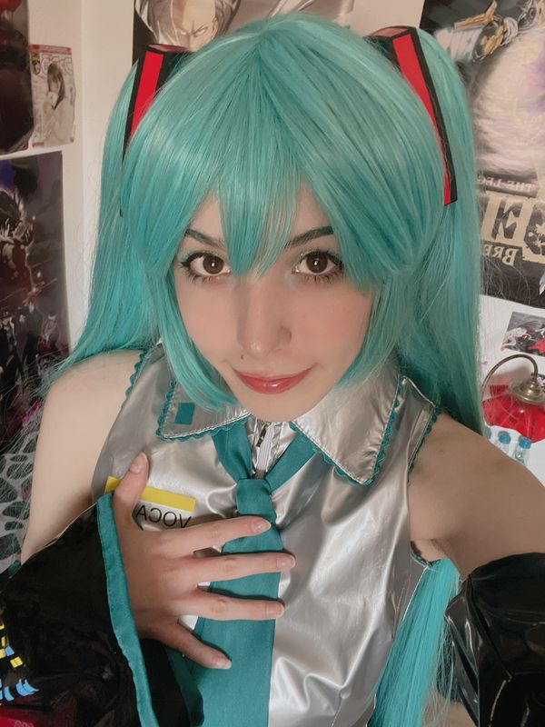 Phoebiru – Hatsune Miku