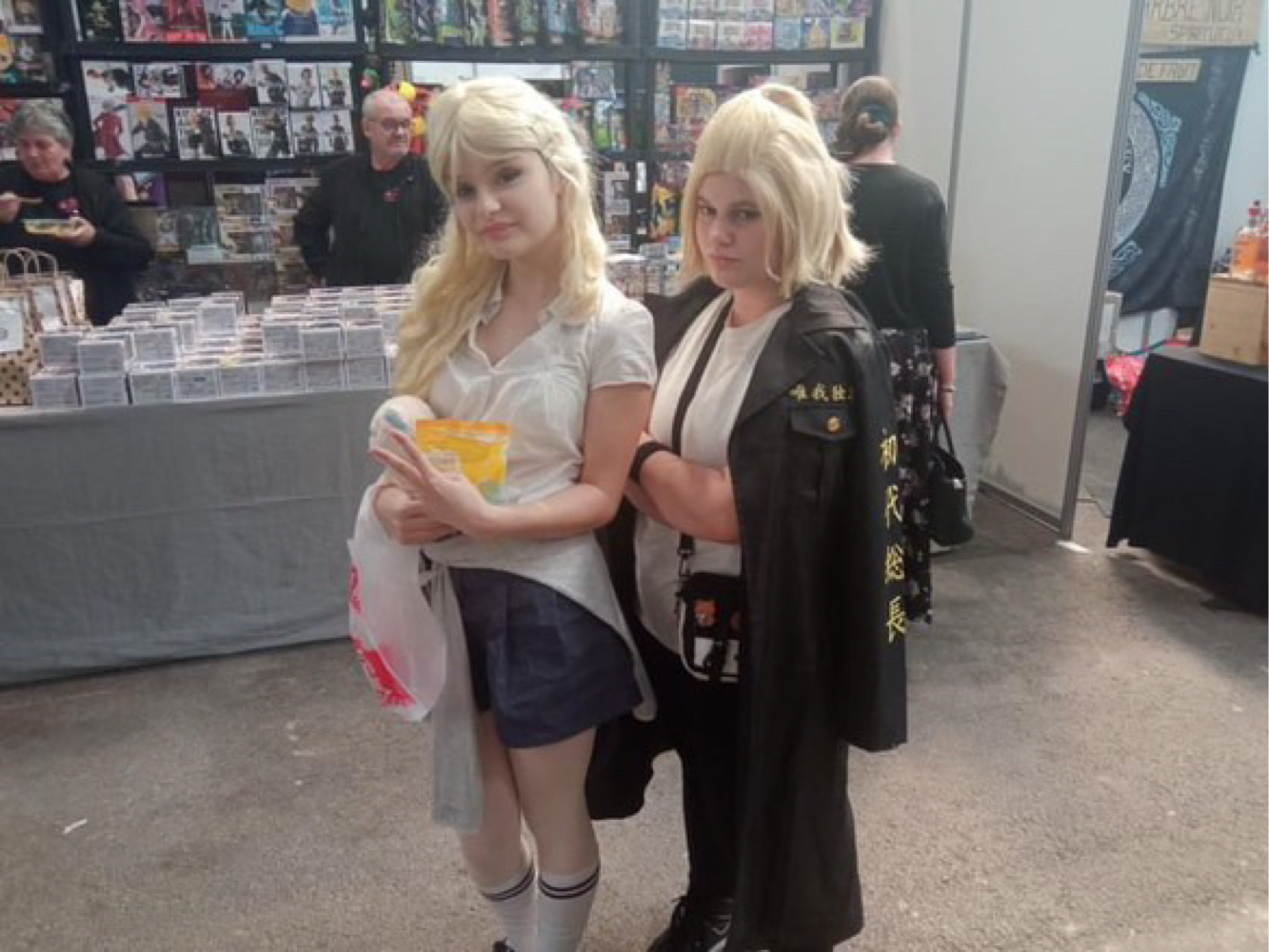 Emma et mikey sano - Photo 1