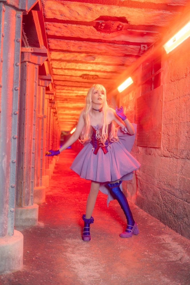 Sheryl Nome -Lion-