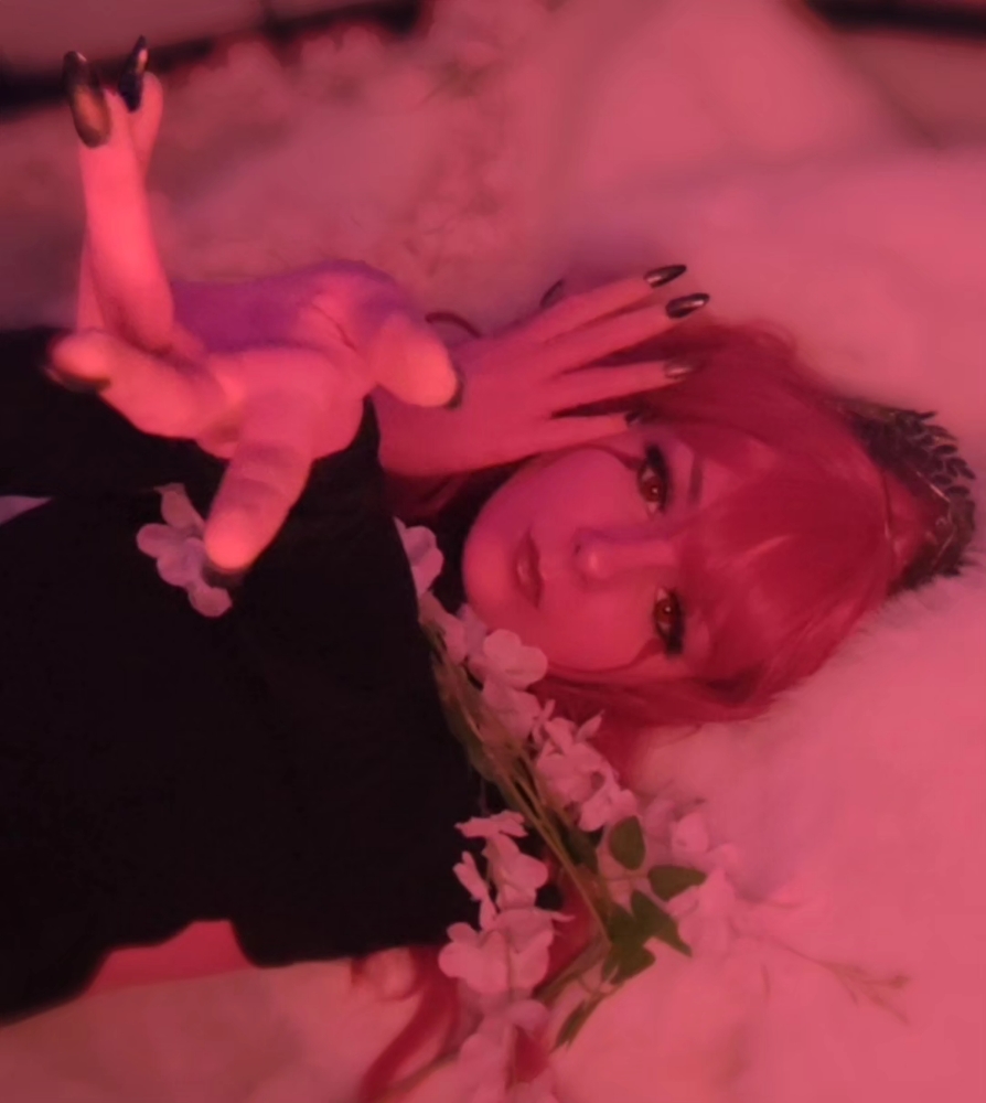 Persephone - Photo 2