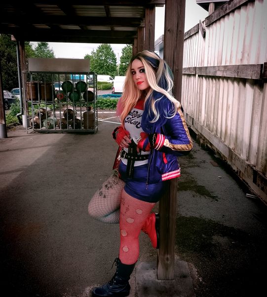 Gwen - Harley Quinn 