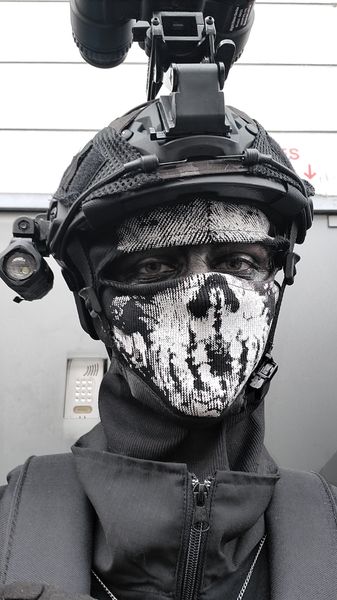 Charly._.ghost - C.ai