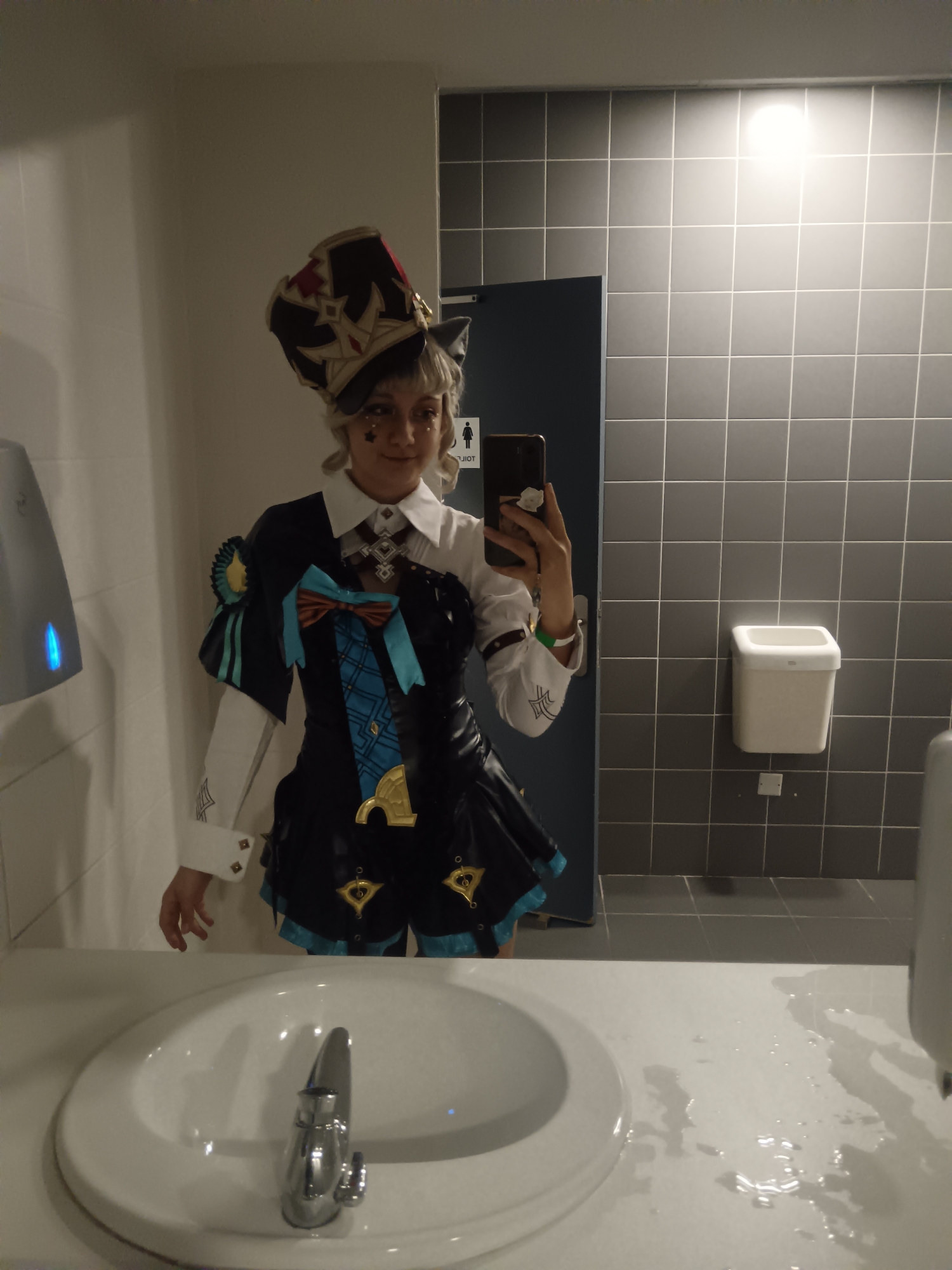 Lynette — photo 9