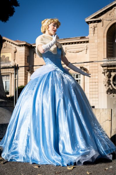 Axelle_cosplays - Cendrillon