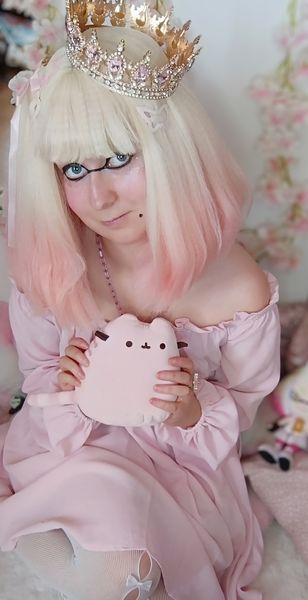 Olynya_.cos💮 - Pe4r1's day🦑👑