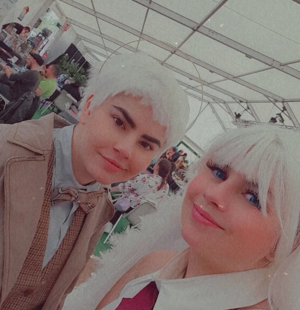 Aziraphale - Photo 1