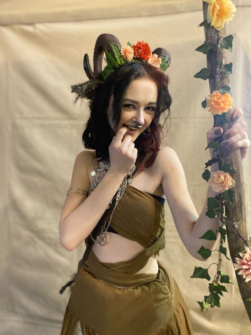 Familydelirium – Satyre