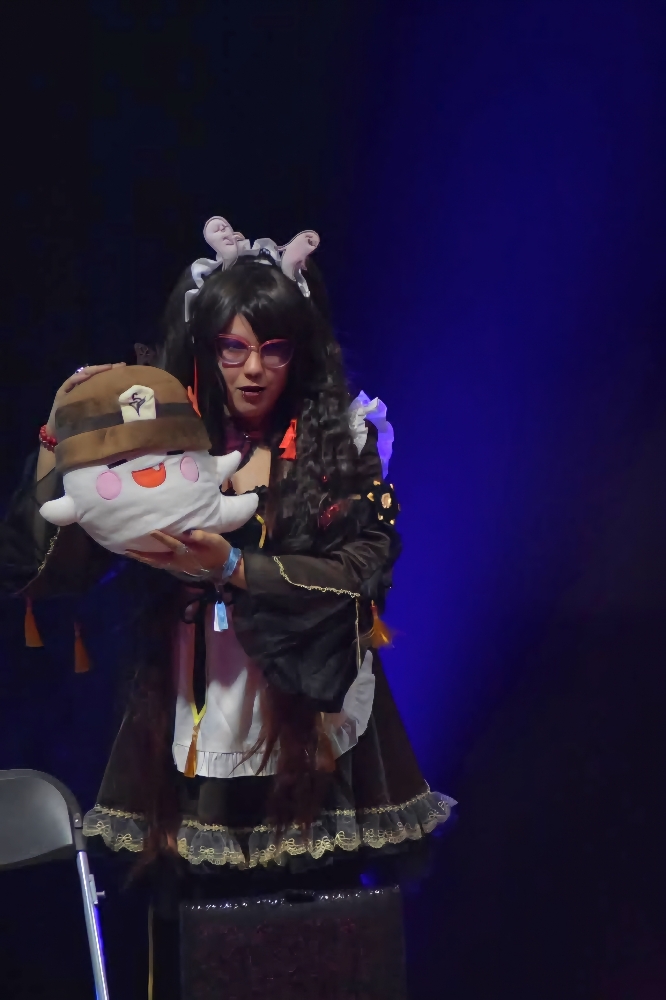 Hu Tao maid — photo 9