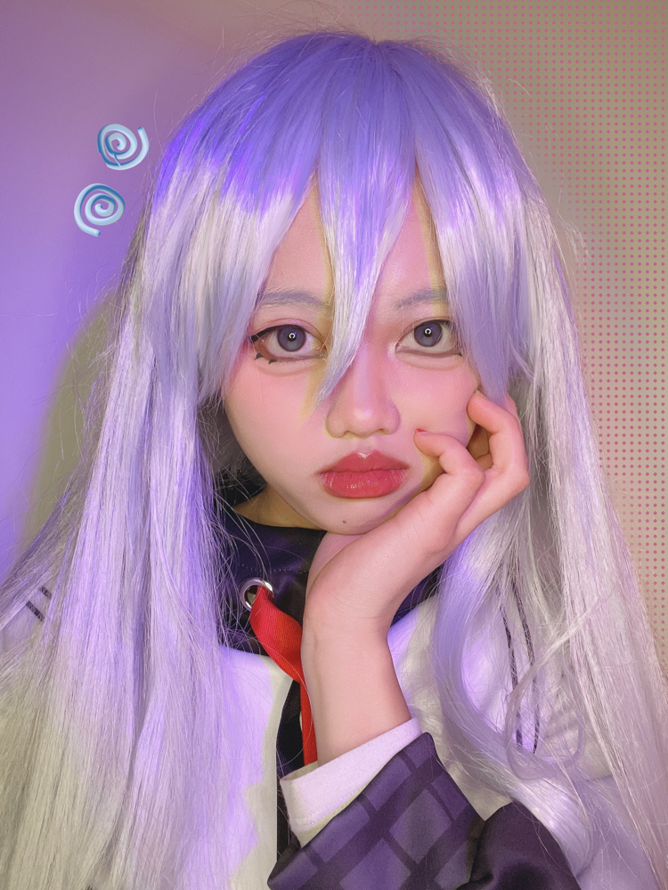 Kanade Yoisaki - Photo 2