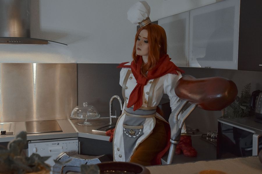 Zelama - Private - Leona