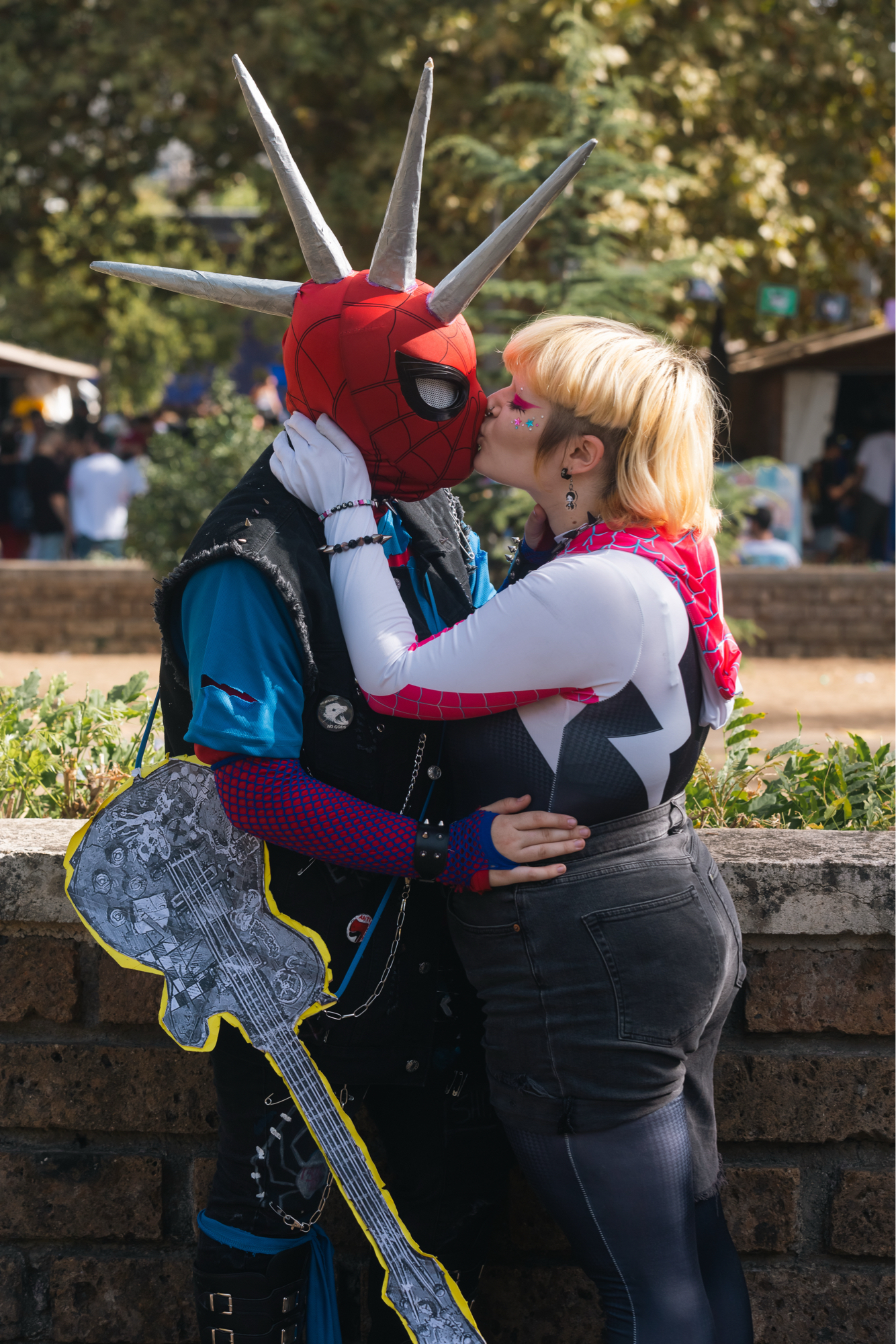 Spiderpunk & Gwen - Photo 5