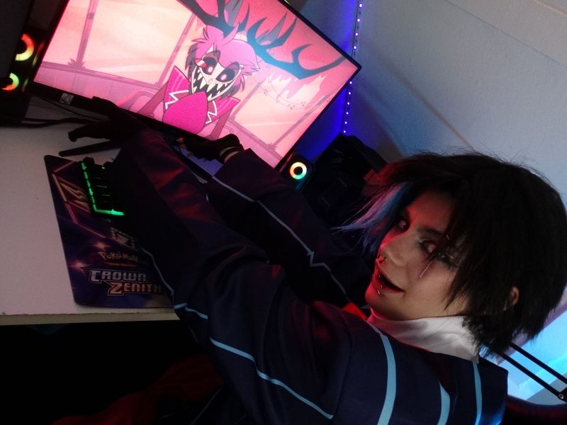 Sayadochy_ - 📺 || Vox