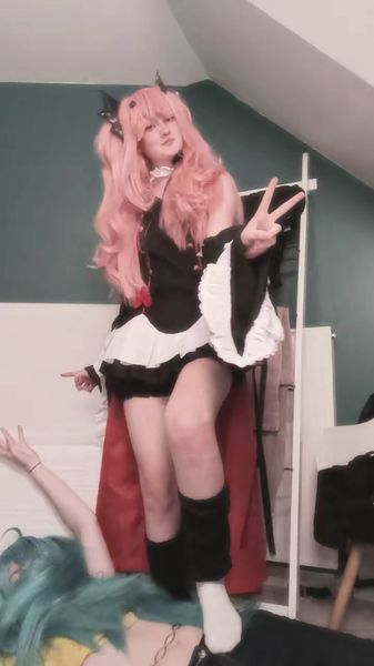 Ikxia_.cos - Miku & krul