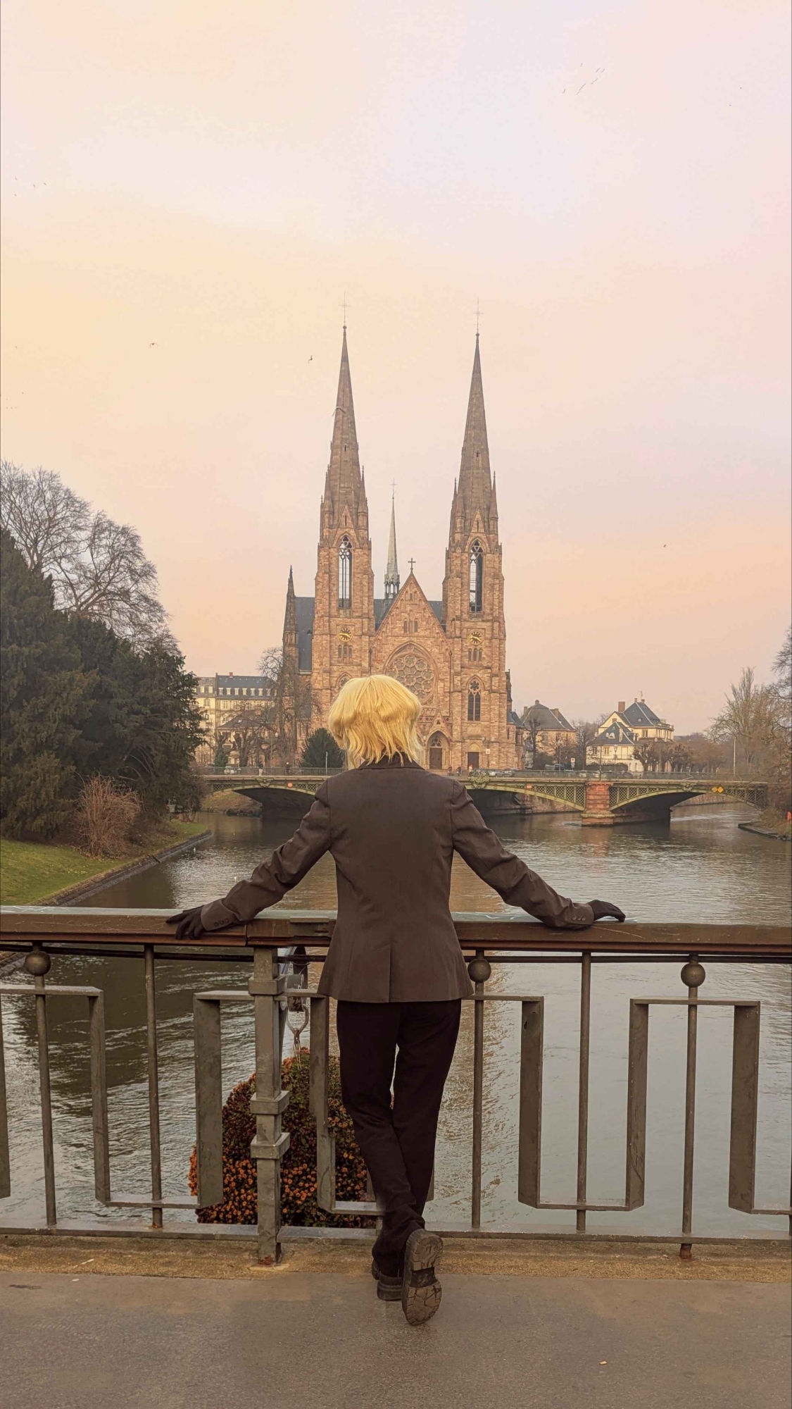 William James Moriar - Photo 2