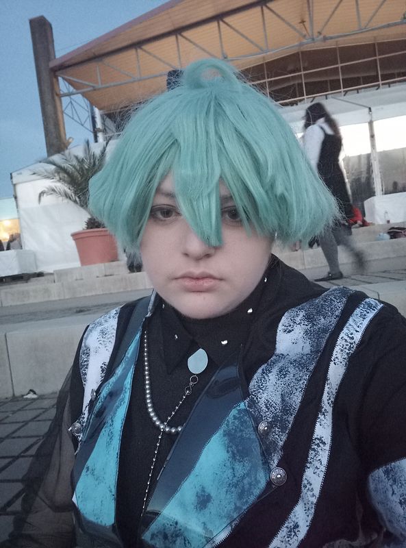 Silver – Haruka Isumi Selfies