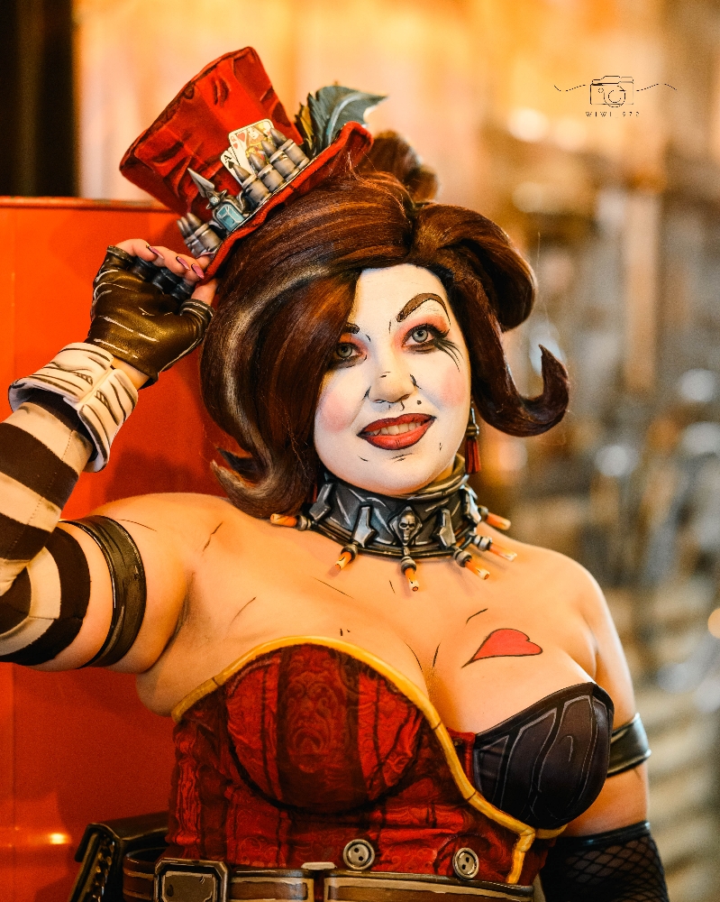 Moxxi by Dianae - Photo 2