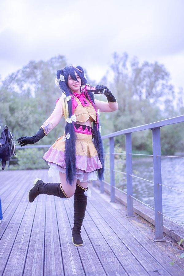 Wildshine_cosplay, Miku mellomelloid