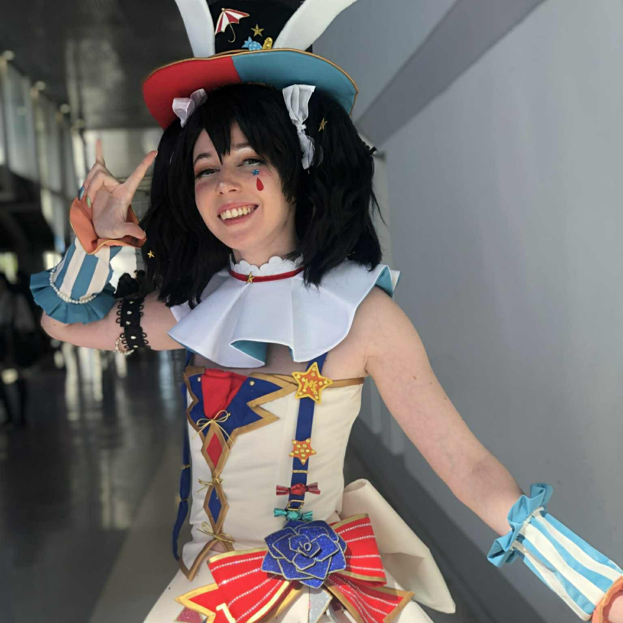 Nico circus Love Liv