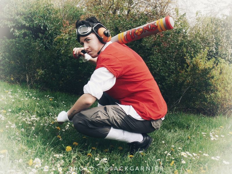 Koh._univers - Scout (Red)