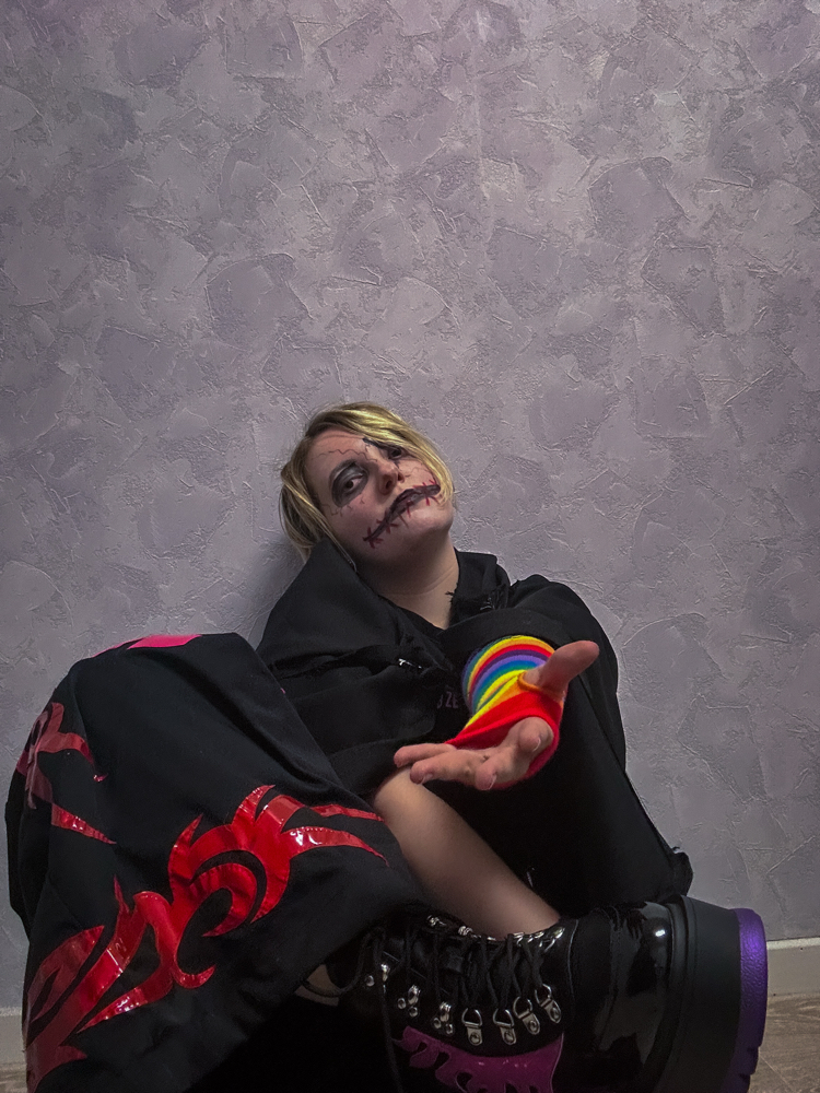 Raver Doll  - Photo 18