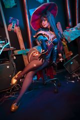 Mona preview 3