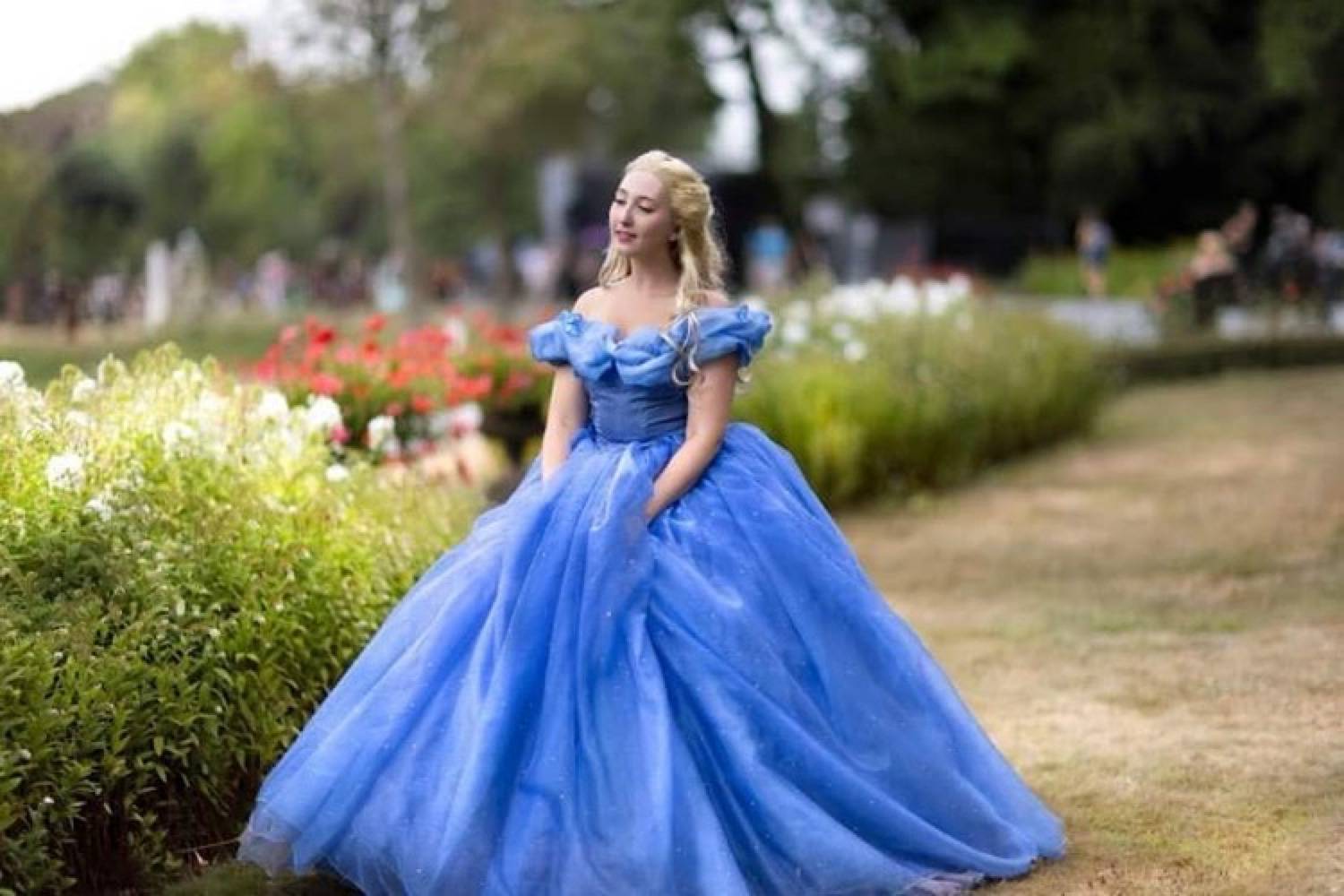 Cinderella  - Photo 3