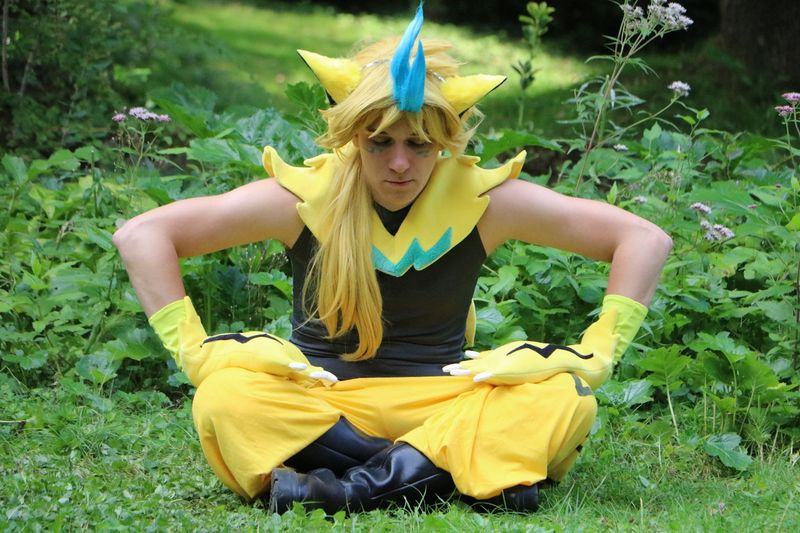Kogenta_cosplay – Zeraora & Chats