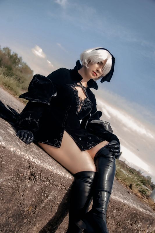 Moon_.___ – 2b reincarnation 